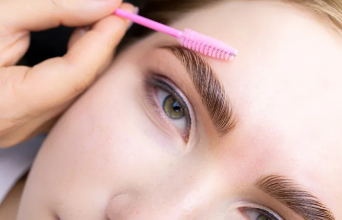 کاشت ابرو روی جای زخم و اسکار