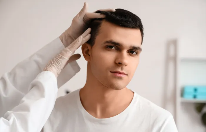 بهترین سن کاشت مو چقدر است؟