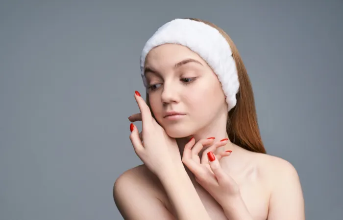 نحوه بستن هدبند بعد از کاشت ابرو چگونه است؟